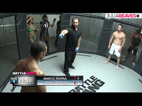 ❤️ Ultimate Fighter ቀለበቱ ውስጥ ከተጣላ በኋላ አንዲት ቁጥር ሴትን ትበዳለች። ️  በእኛ am.gayasianporn.ru% ❤